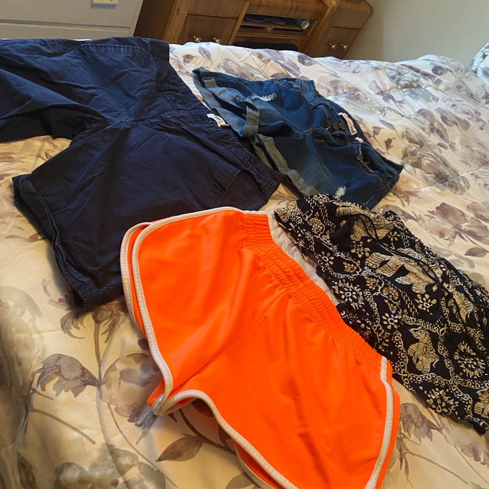💖Lot of cute shorts💗